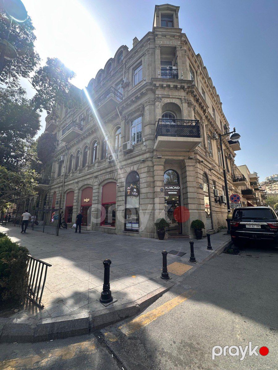 Satılır 2 otaqlı köhnə tikili 60 m² — Mənzil, Bakı (7)