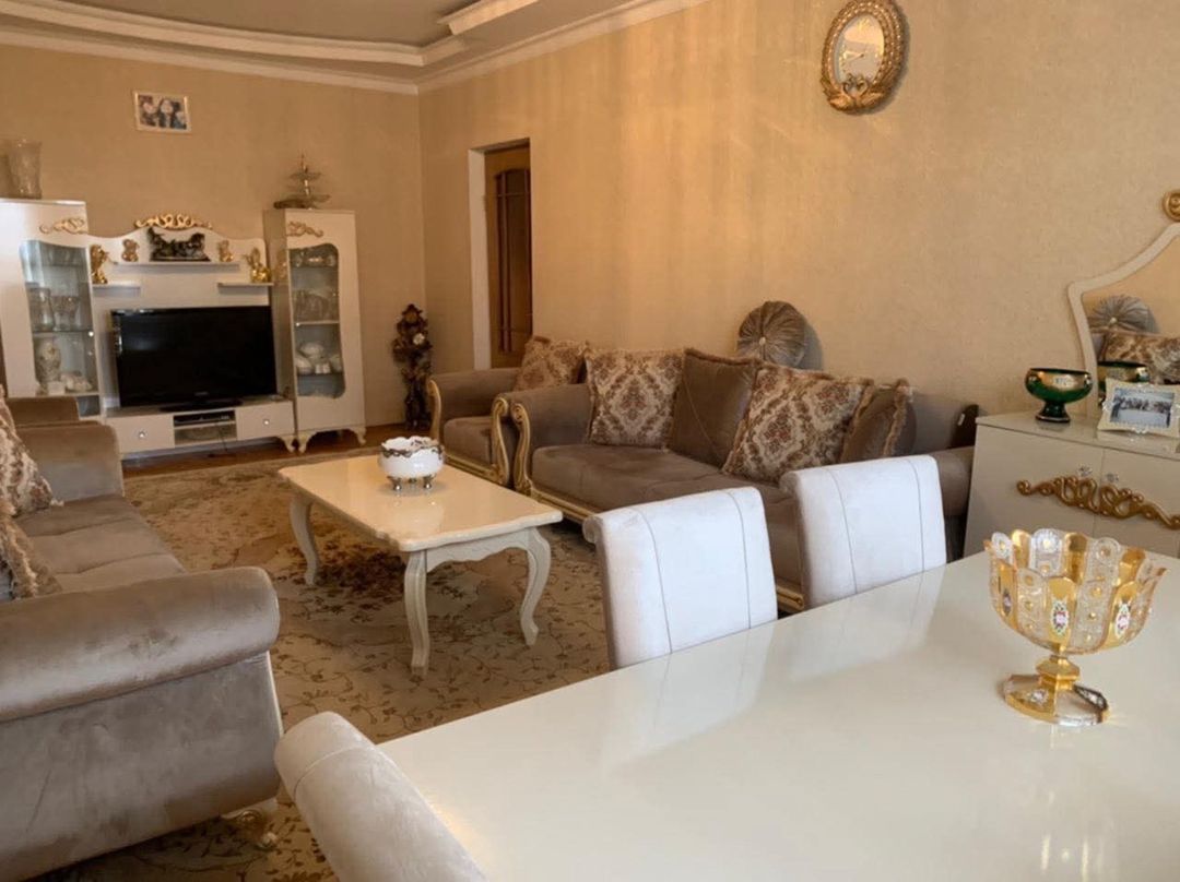 Satılır 7 otaqlı həyət evi/bağ evi 240 m² — Ev, villa, Bakı (5)