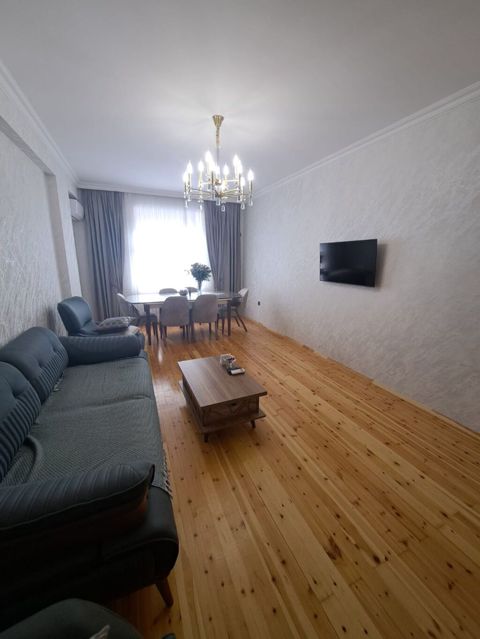 3 otaqlı, Yeni tikili, 88 kv. m