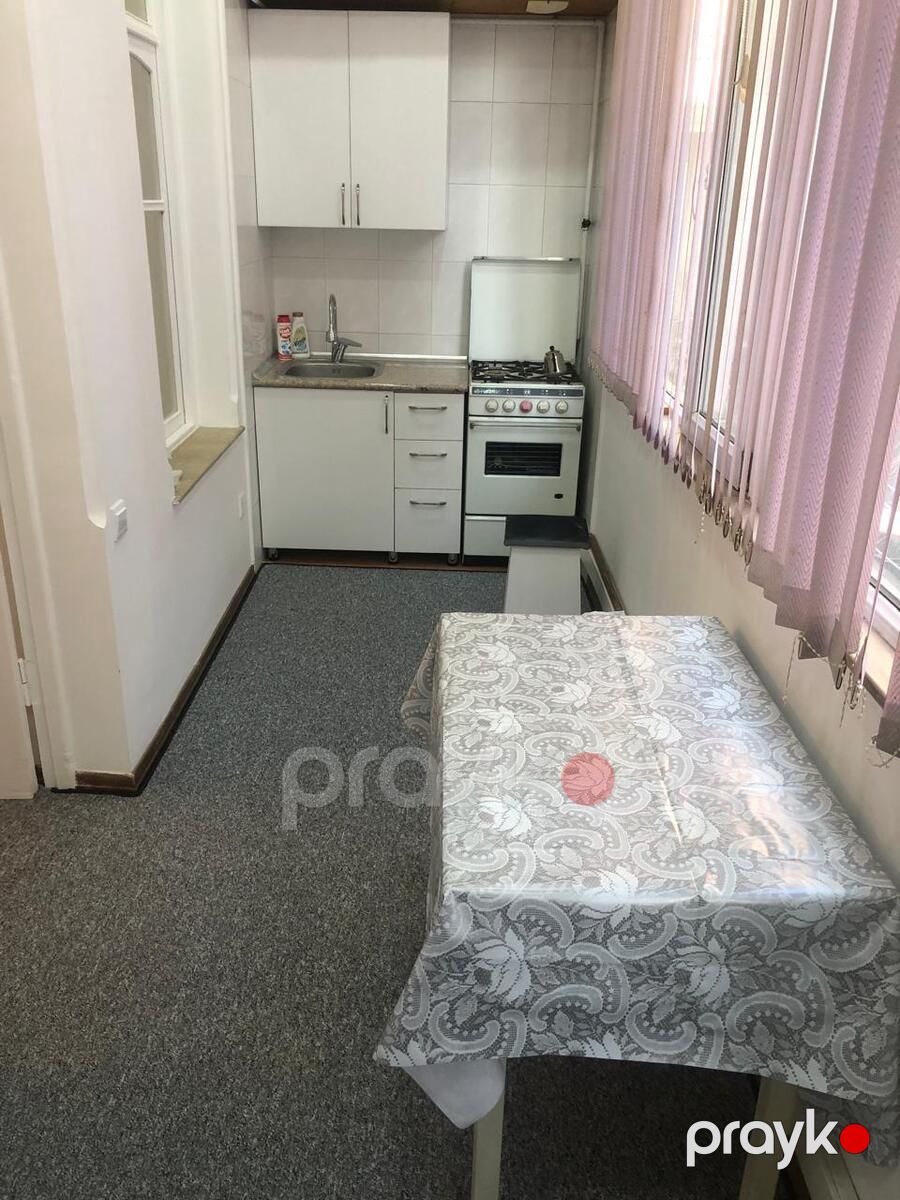 İcarəyə verilir 1 otaqlı köhnə tikili 45 m² — Mənzil, Bakı (2)