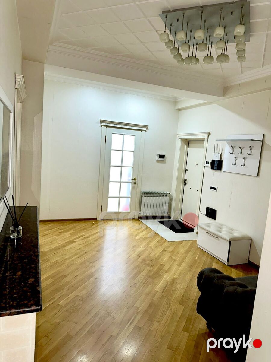 İcarəyə verilir 3 otaqlı yeni tikili 140 m² — Mənzil, Bakı (11)