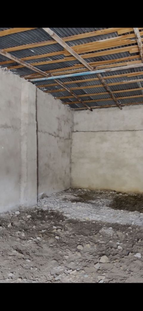 Anbar/istehsal üçün yarımçıq tikili sahəsi 1 aylıq icare pulu alınmır
