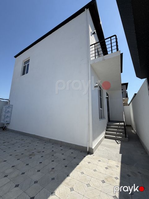 Satılır 4 otaqlı həyət evi/bağ evi 125 m²