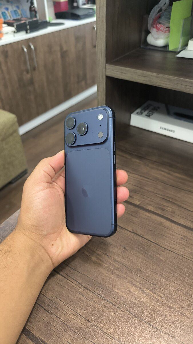 Apple iPhone 17 Pro Deep Blue 256GB/12GB — Mallar, Bakı (2)