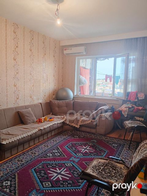 Satılır 2 otaqlı köhnə tikili 60 m²