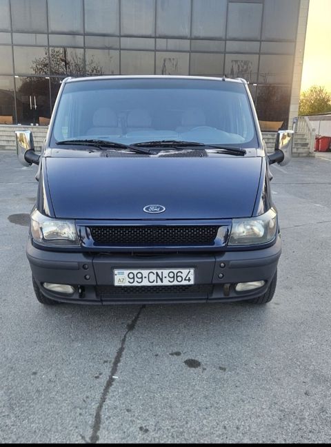 Ford Transit: 2.4 l | 2001 il 336000 km Mikroavtobus