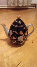 Çay dəsti, rəng - Qara, Farfor — Şirvan Şeheri Elanlar 10%le elan olunur.