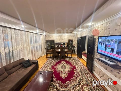 Satılır 4 otaqlı köhnə tikili 118 m²