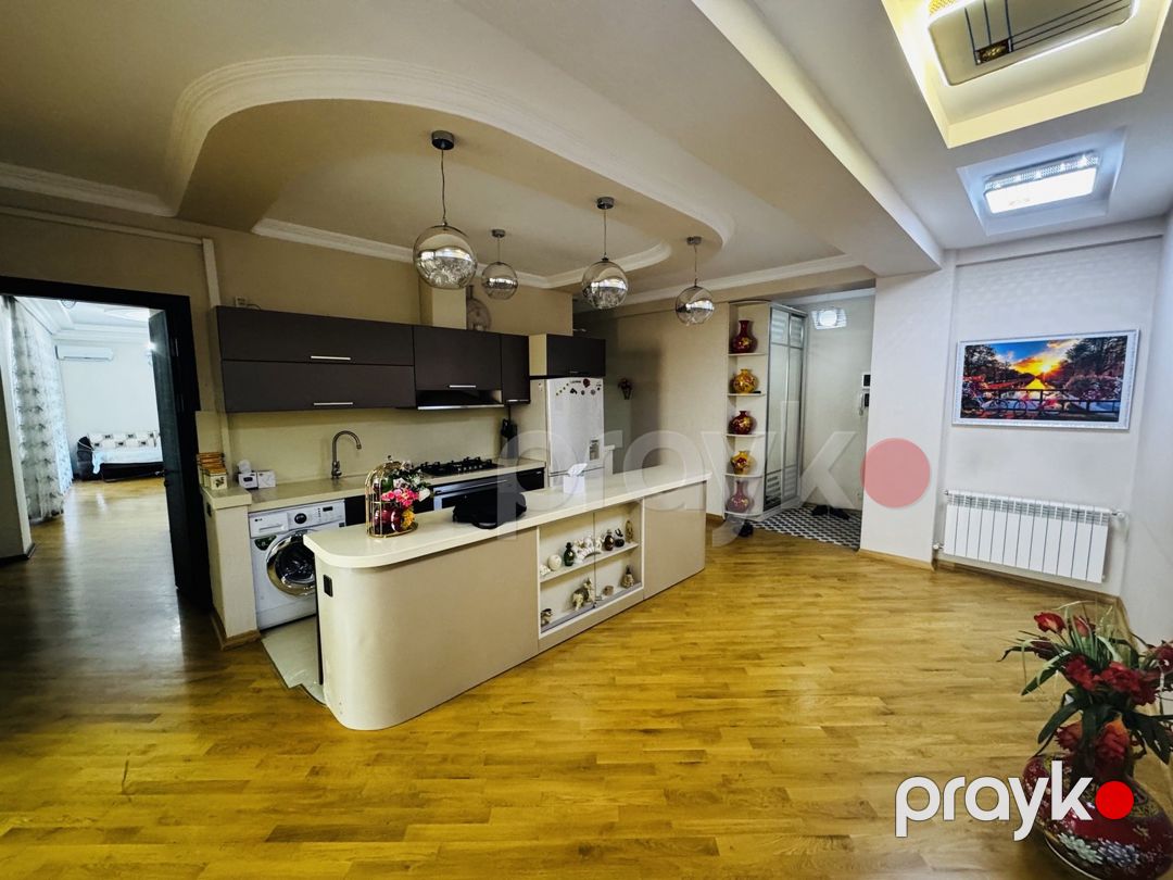 Satılır 4 otaqlı yeni tikili 200 m² — Mənzil, Bakı (4)