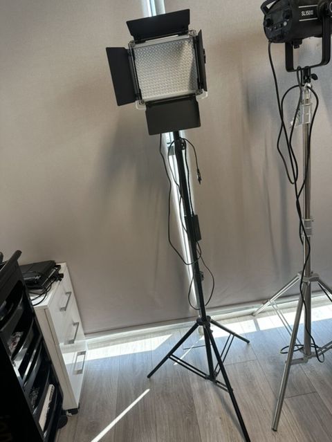 Neewer 660 Pro LED işıq paneli + stativ - Model: Neewer 660 Pro