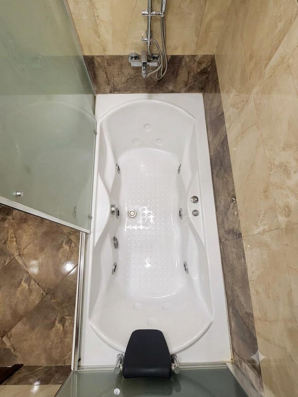 Duş kabini Hündürlük- 160 sm En- 90 sm Cakuzi Uzunluq- 190 sm En- 90 — Santexnika, Digah (2)