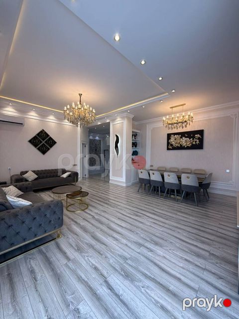 Satılır 5 otaqlı yeni tikili 325 m²