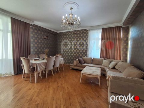 İcarəyə verilir 3 otaqlı yeni tikili 130 m²