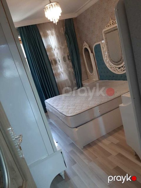 İcarəyə verilir 2 otaqlı köhnə tikili 68 m²