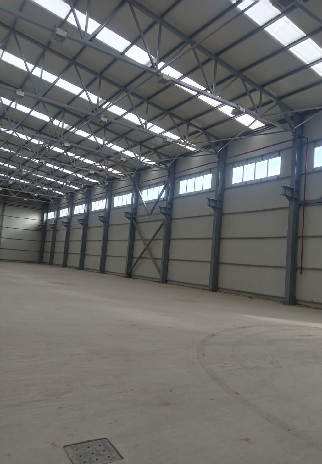 Anbar/istehsalat sahəsi – geniş metal konstruksiyalı hangar - Tam — Daşınmaz əmlak, Bakı (3)