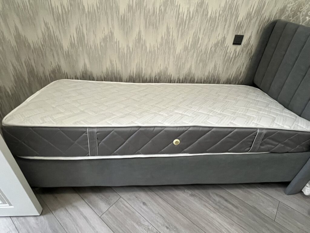 Tək nəfərlik müasir çarpayı + döşək dəsti Tezedir ortepetikdir