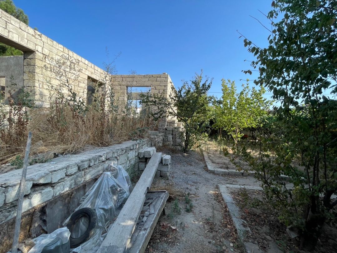 11 sot torpaq sahəsi, Şüvəlan qəs. — Torpaq, Bakı (2)