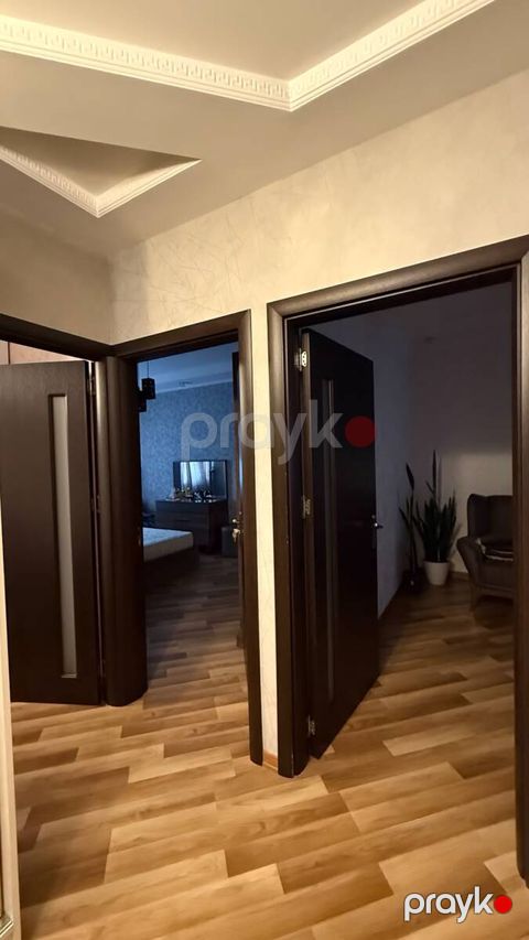 Satılır 3 otaqlı köhnə tikili 80 m²