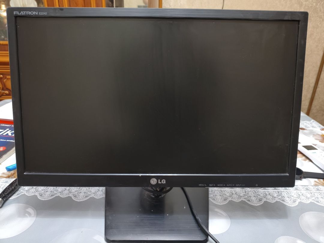 Monitor LG Flatron E2242 — Elektronika, Bakı
