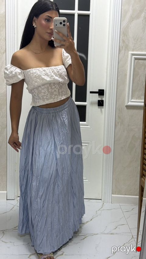 Ag beli aciq Zaradir- 10 azn Mavi etek-15 azn Qara etek-8 azn Ag T-
