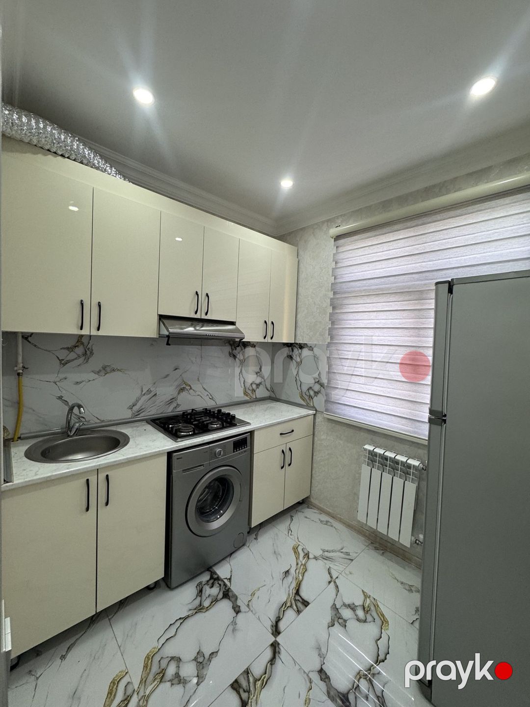 İcarəyə verilir 2 otaqlı köhnə tikili 55 m² — Mənzil, Bakı (9)