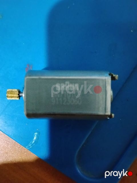 Braun orjinal dc motor Aşaği qiymət olacaq — Gəncə