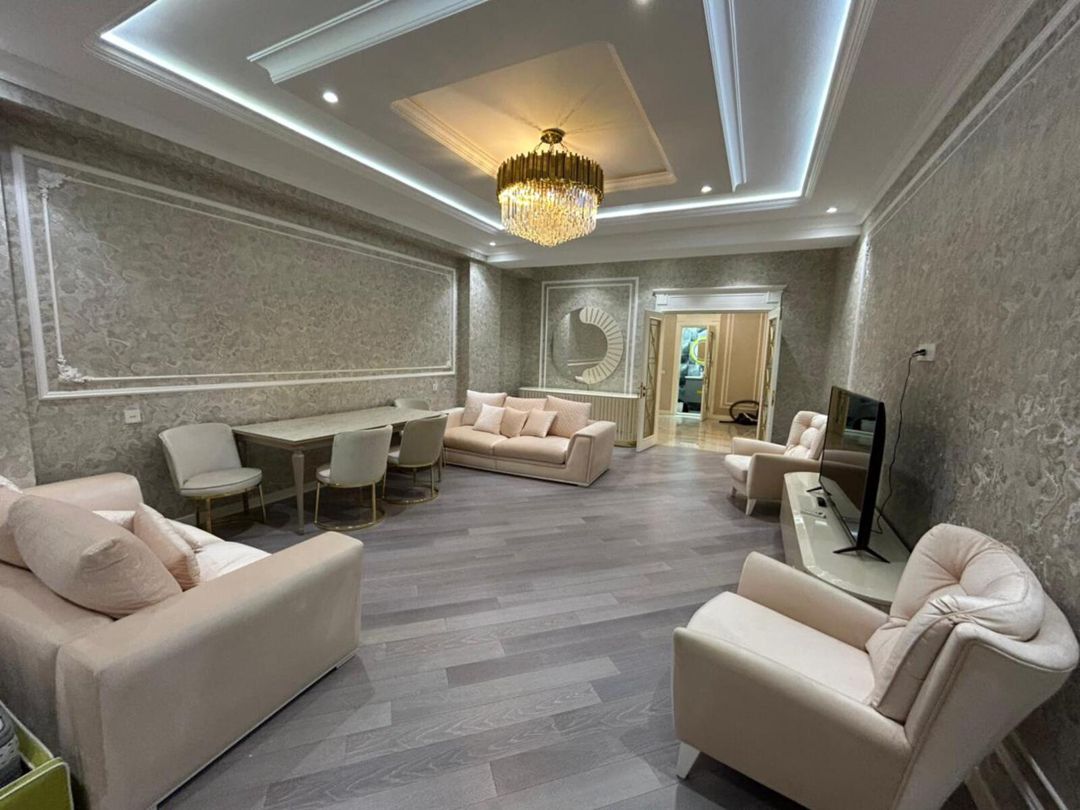 İcarəyə verilir 4 otaqlı yeni tikili 218 m² — Mənzil, Bakı (3)