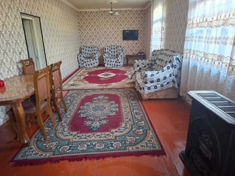 3-otaqlı mənzil kirayə verilir, Gəncə ş., 250 m²