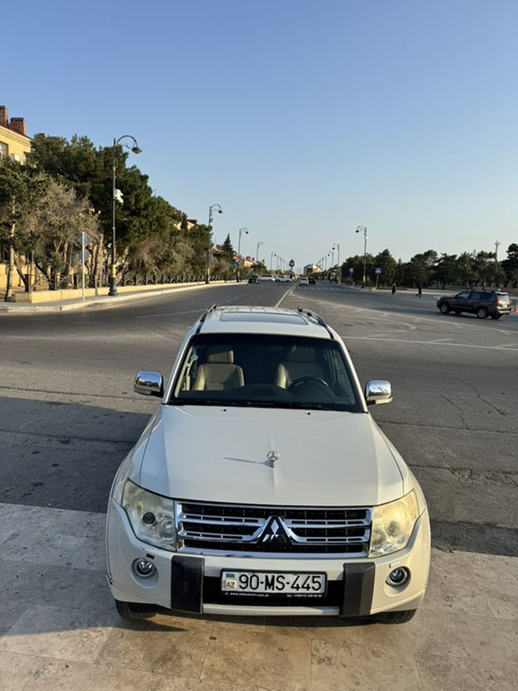 Mitsubishi Pajero: 3.5 l | 2011 il 237400 km Ofrouder/SUV — Avto, Güzdək