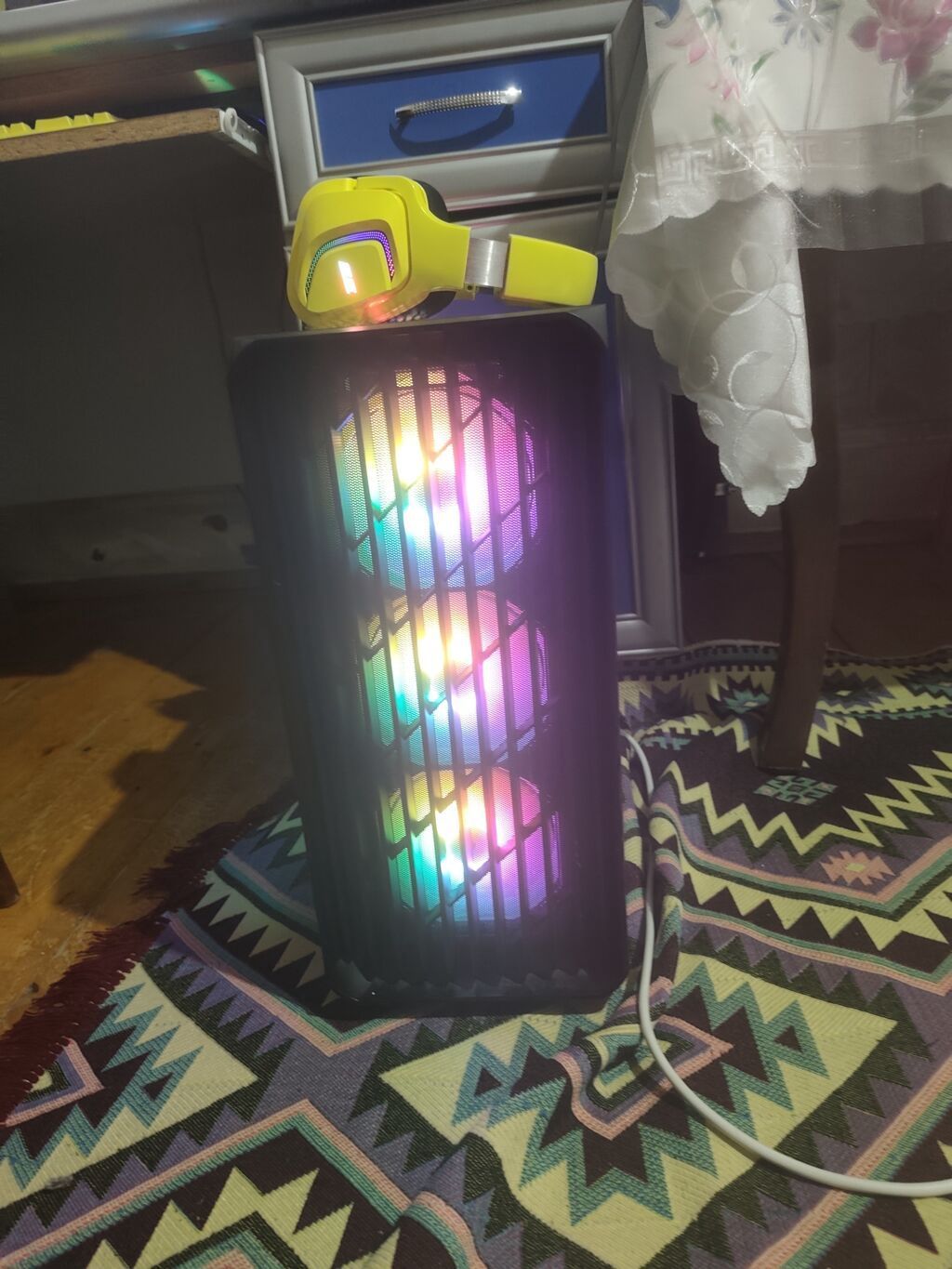 Gaming stolüstü kompüter – RGB soyutma və NVIDIA G‑SYNC uyğun monitor — Elektronika, Gəncə (4)