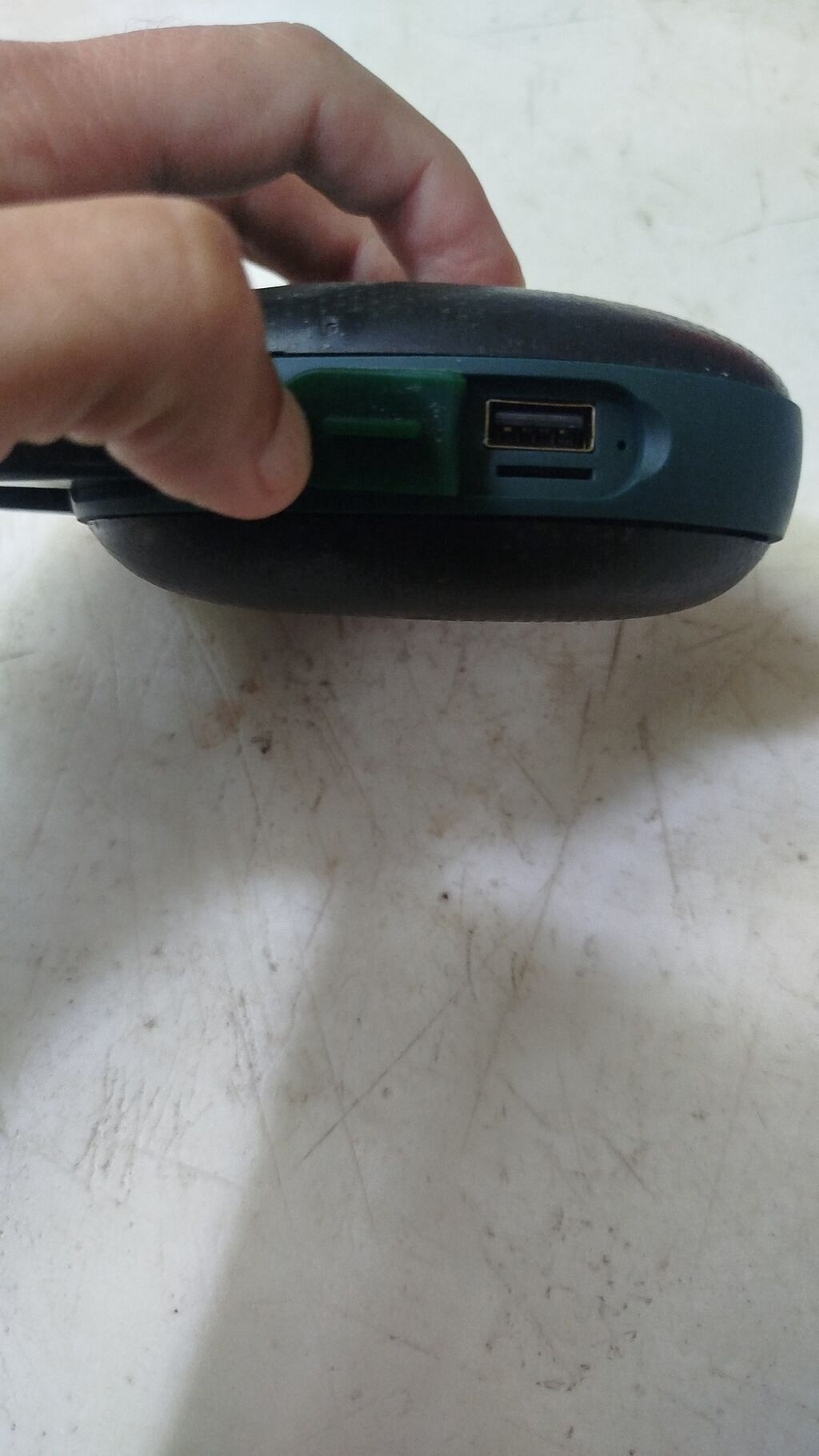 İşlənmiş JBL Kolonka, Növ - Portativ, rəng - Qara — Elektronika, Bakı