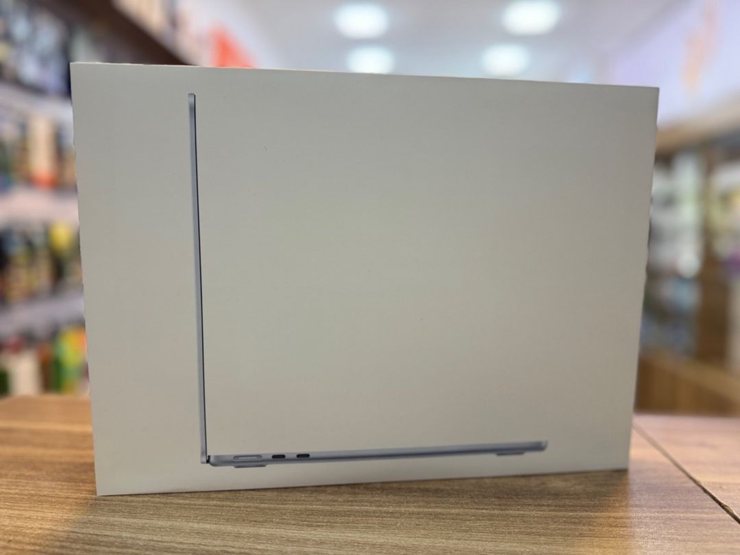 Apple Macbook Air 13 inch M5 Chip 16/1Tb Sky Blue — Elektronika, Bakı