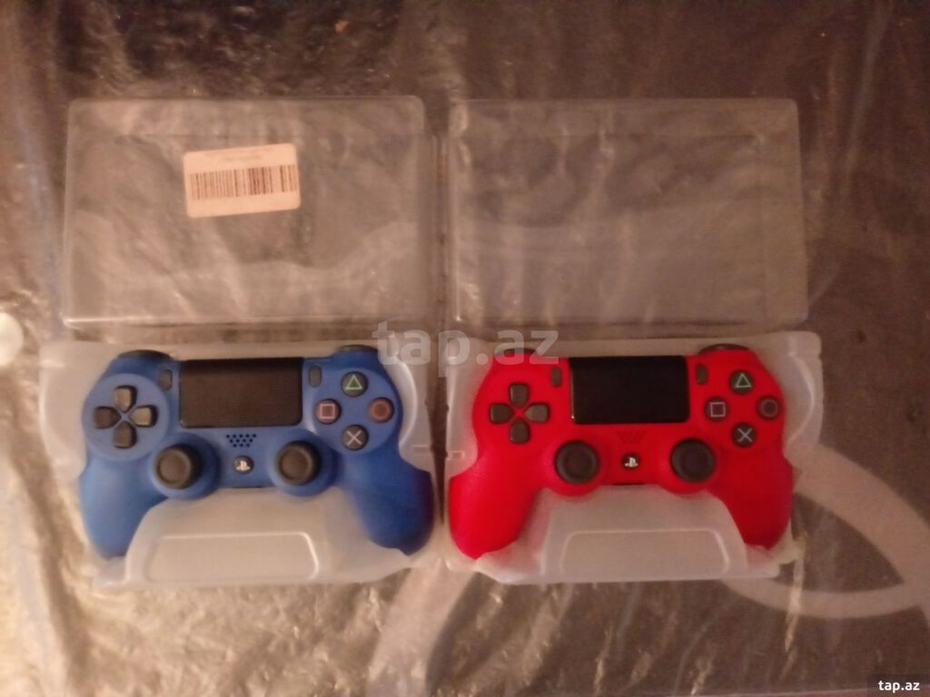 PlayStation 4 üçün DualShock 4 oyun pultları – 2 ədəd (mavi vəqırmızı