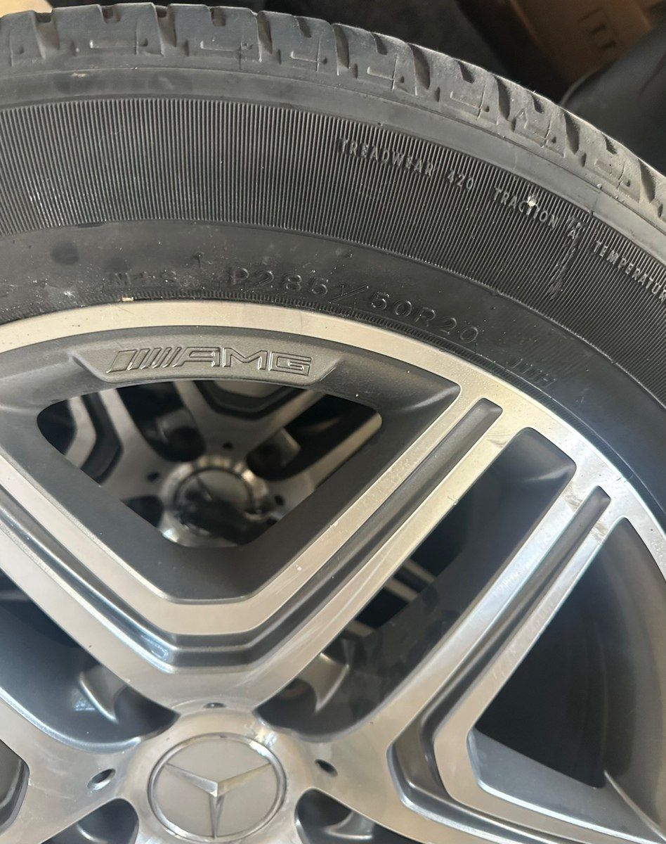Mercedes G63 təkərləri 285.50 R20 — Ehtiyat hissələri və aksesuarlar, Bakı (2)