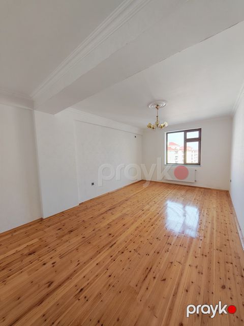 Satılır 4 otaqlı yeni tikili 102 m²