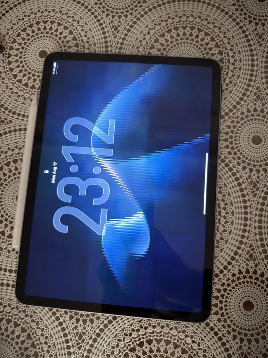Apple iPad Pro (qələm ilə 600, tək ipad 500 ) - Model: iPad Pro — Apple, Bakı
