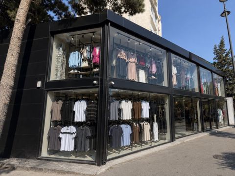 Satılır obyekt 680 m²