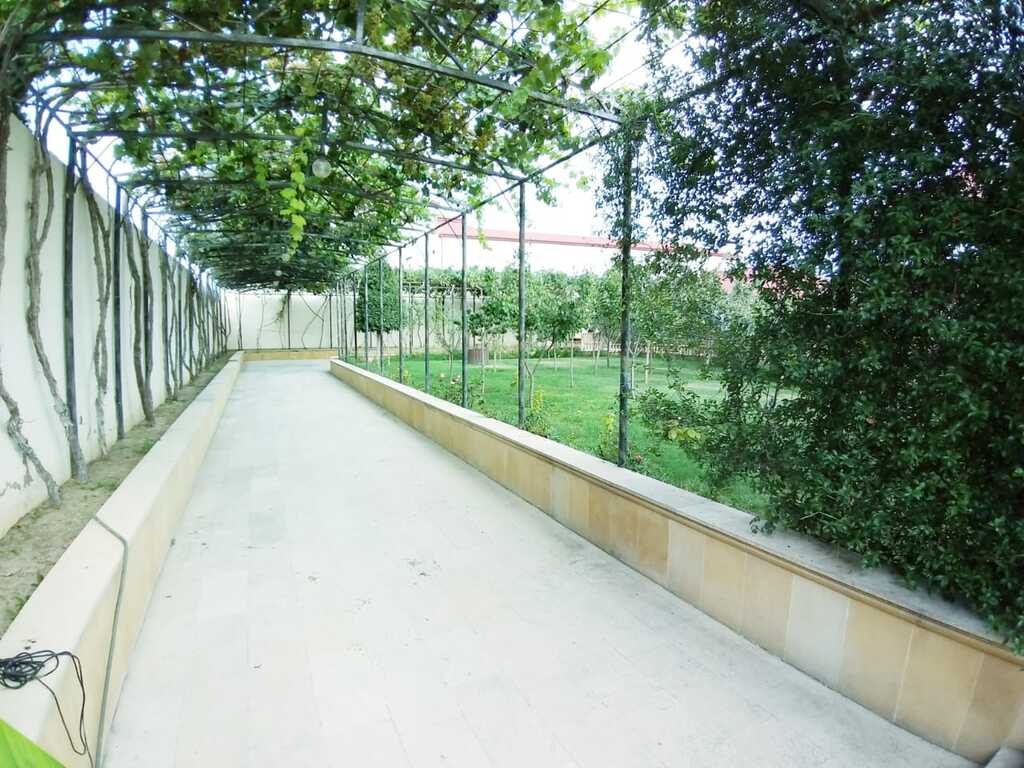 Satılır 5 otaqlı həyət evi/bağ evi 500 m² — Ev, villa, Bakı (7)