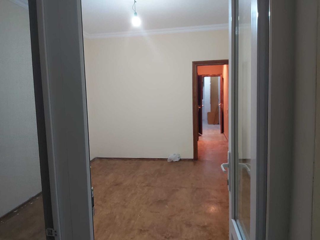 İcarəyə verilir 3 otaqlı köhnə tikili 75 m² — Mənzil, Bakı (6)