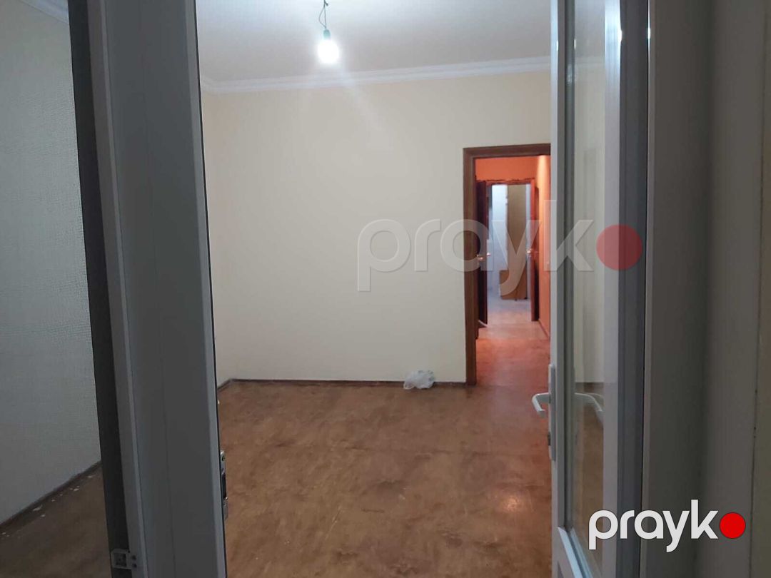 İcarəyə verilir 3 otaqlı köhnə tikili 75 m² — Mənzil, Bakı (6)