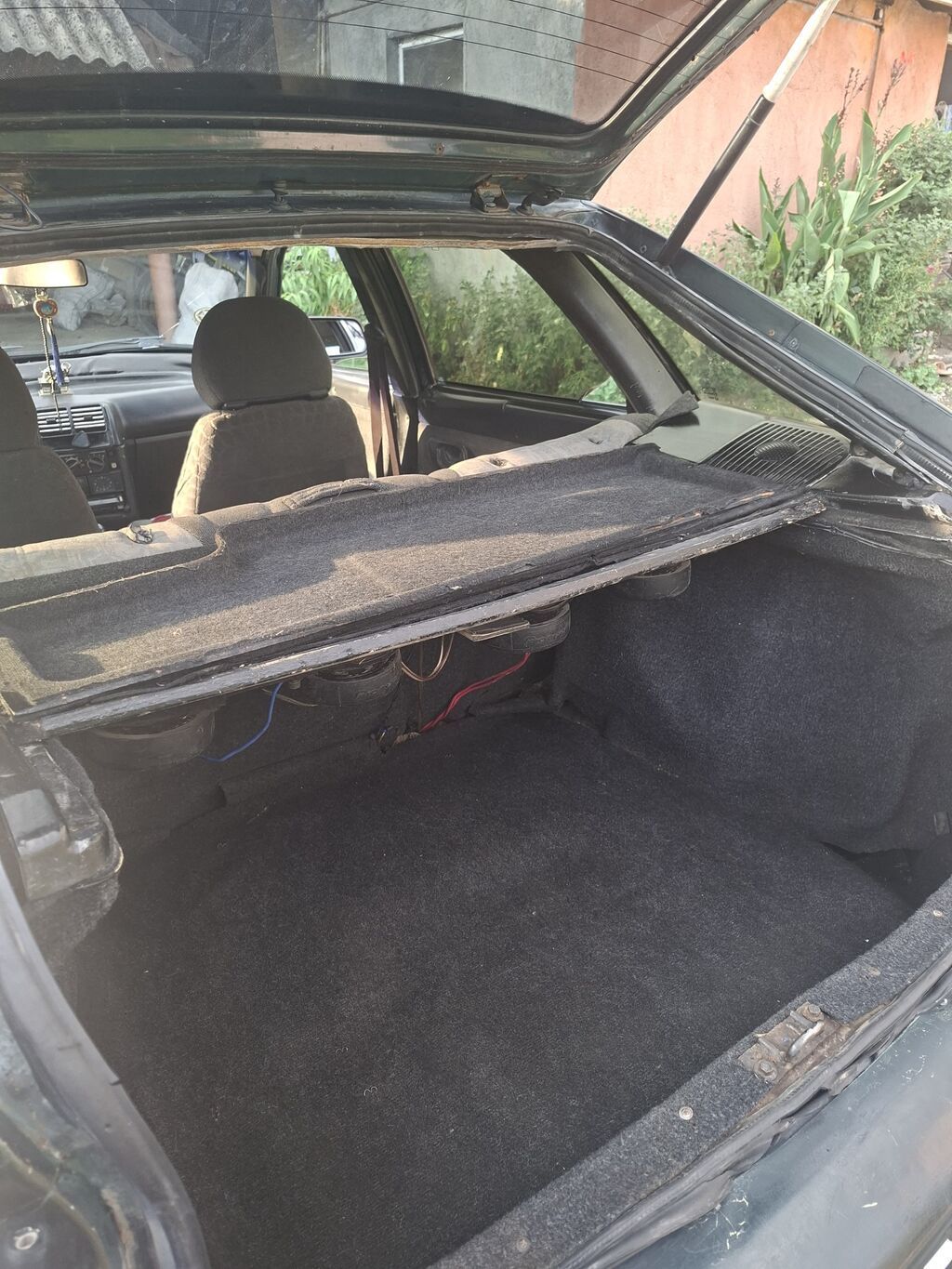 VAZ (LADA) 2112: 1.5 l | 2002 il 241438 km Hetçbek — Avtomobillər, Şəki (7)