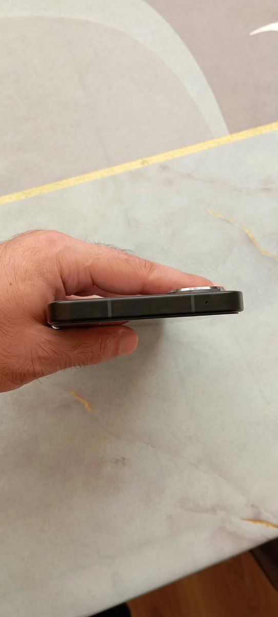 Xiaomi Poco F7 Black 512GB/12GB — Mallar, Bakı (3)