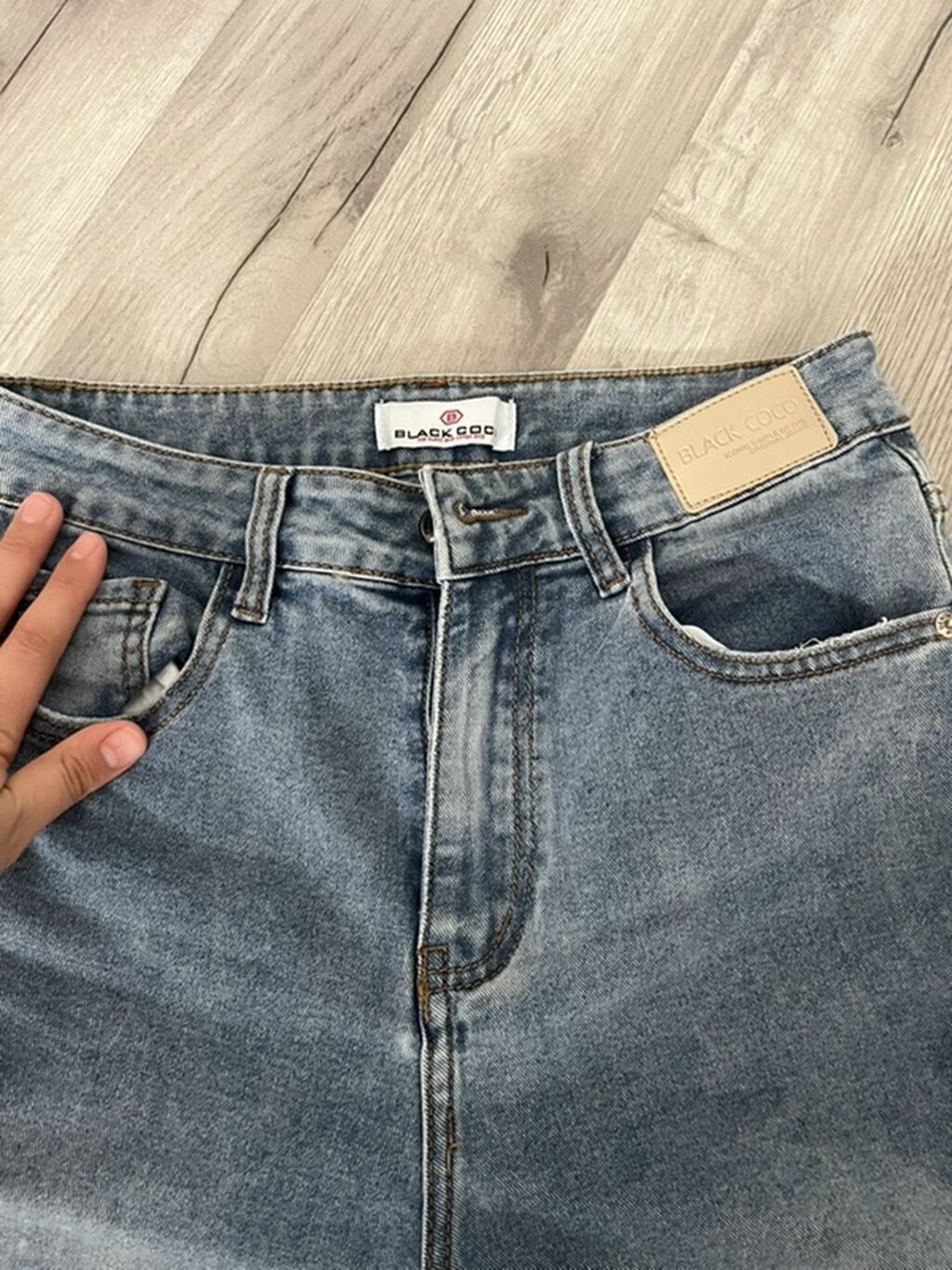Məhsul: BLACK COCO brendinin qadın jeans şalvarı - Model: Geniş kəsim — Şəxsi əşyalar, Digah (2)