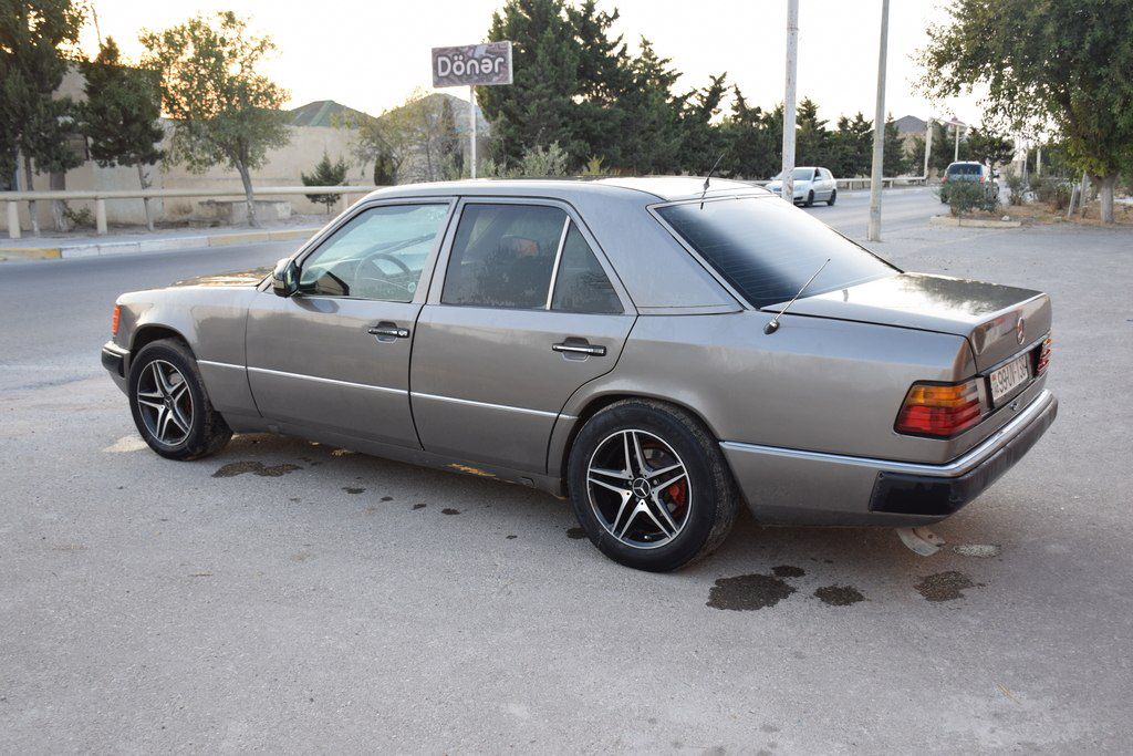 Mercedes 200 E, 2.0 L, 1993 il, 358 127 km — Avtomobillər, Bakı (5)