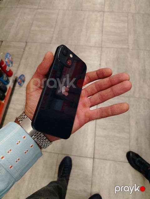IPhone 13, Qara, Simsiz şarj