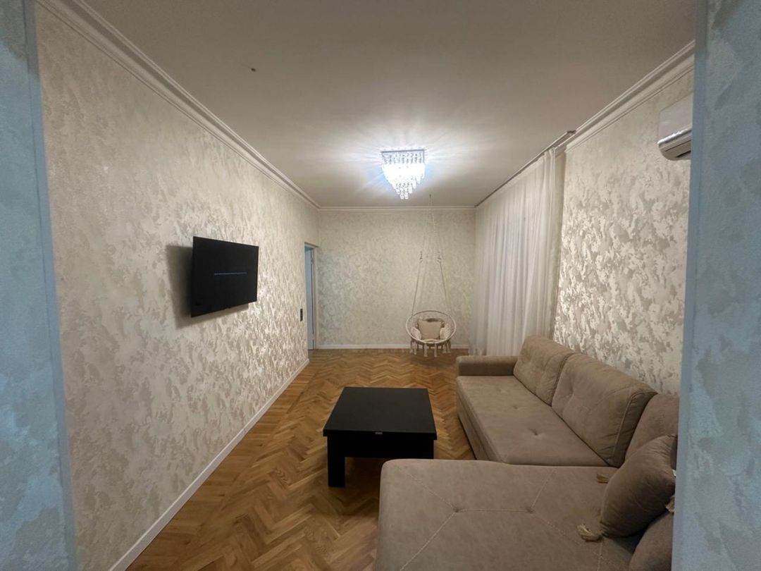 Satılır 2 otaqlı köhnə tikili 45 m² — Mənzil, Bakı (3)