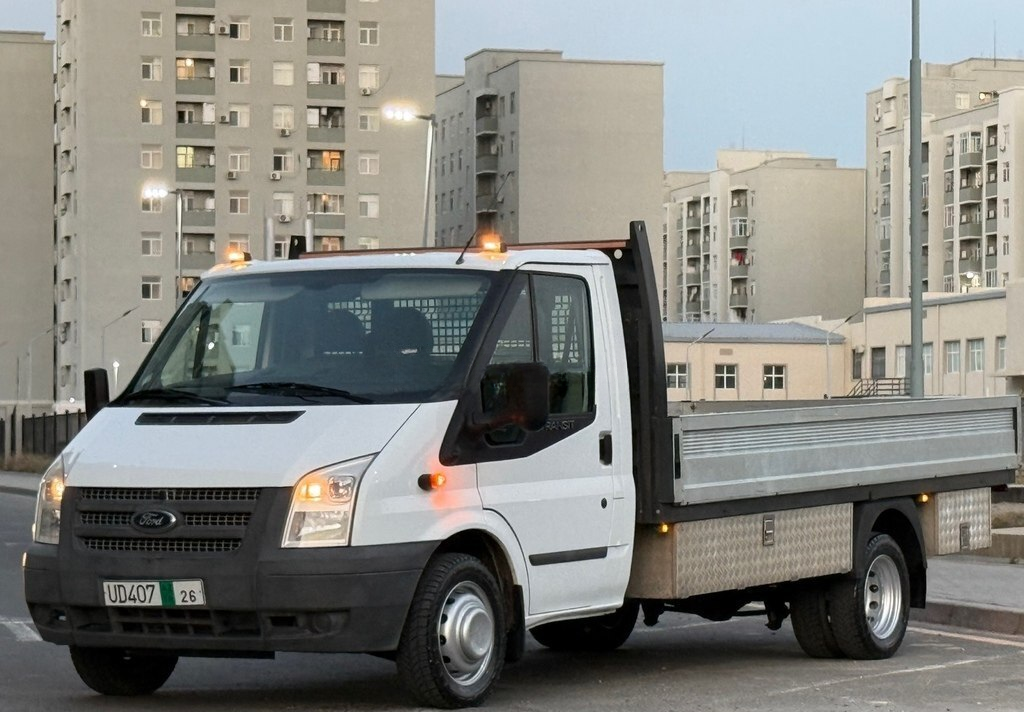 Ford Transit 2.2L, 2012 — Avto