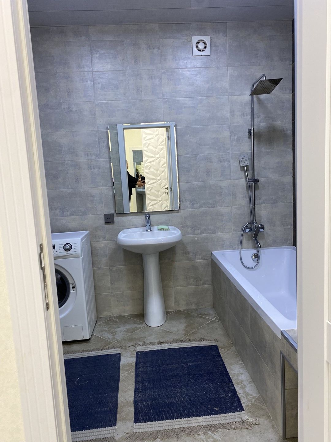 İcarəyə verilir 2 otaqlı yeni tikili 98 m² — Mənzil, Bakı (10)