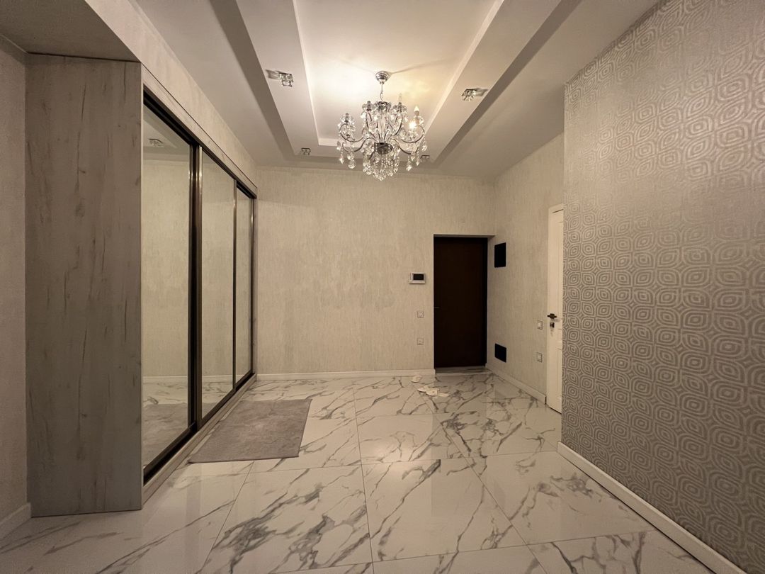 4-otaqlı yeni tikili kirayə verilir, 28 May m., 180 m² — Daşınmaz əmlak, Bakı (5)