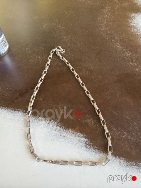 Gümüş rəngli zəncir boyunbağı - Dizayn: Uzunsov düzbucaqlı halqalı